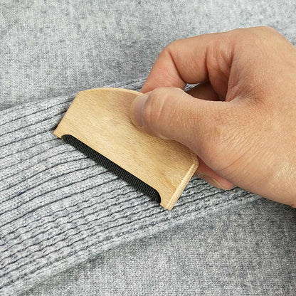 Portable Clothing Comb - LintRolled